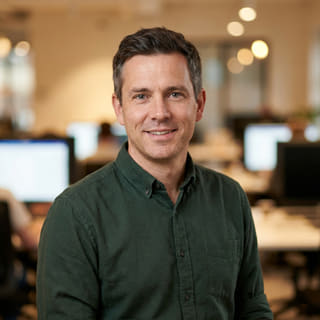 Daniel Carter, listed as Chief Technology Officer at Vault Kapitstead, in a profile image